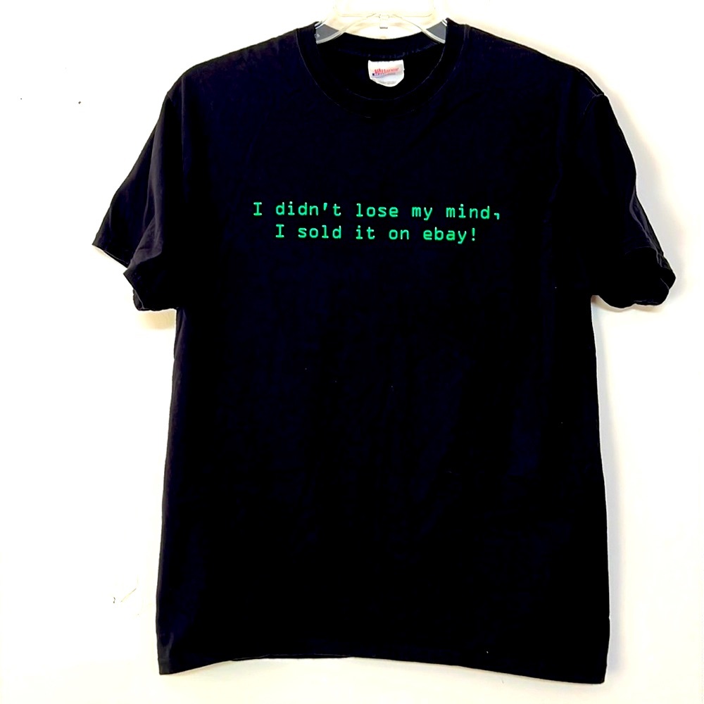 🌞 Hanes Heavy Weight black short sleeve crew neck tee green text unisex L